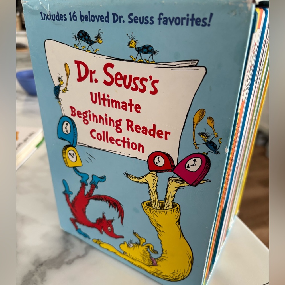 Dr. Seuss Book Collection - Picture 4 of 14